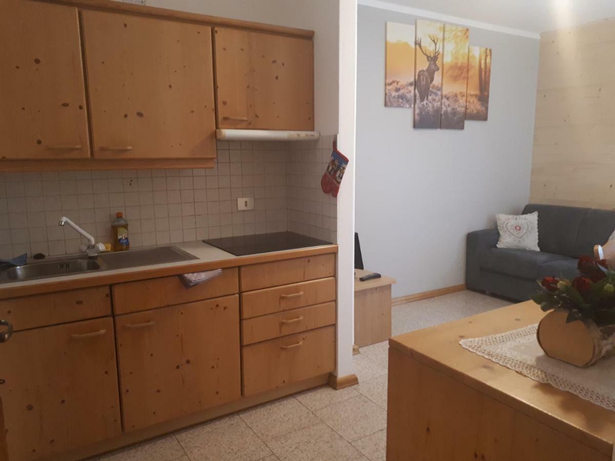 Casa Ai Ross Lägenhet Valdisotto Exteriör bild